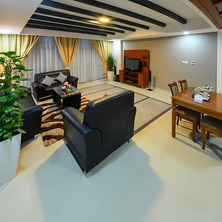 Sea Diamond Plaza Apartments Манама Экстерьер фото